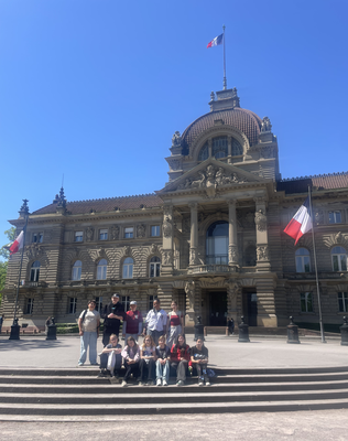 Auf dem Place de la République