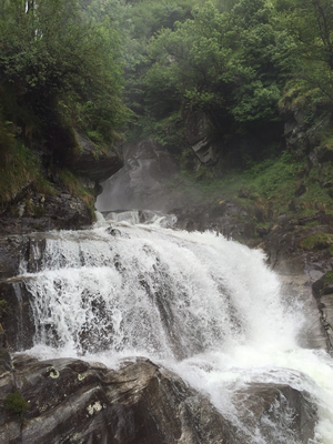 Wasserfall bei Santa Petronilla