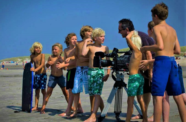PRINCIPAL FILMS : more than 20 years of developing and producing AWARD-WINNING DOCUMENTARIES - EYE-CATCHING BUSINESS TV - REMARKABLE ACTION MOVIES - REAL LIFE HUMAN INTEREST FILMS