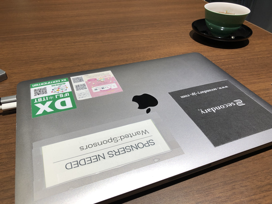 外部の企業や学校での研修・講義でも使用します。