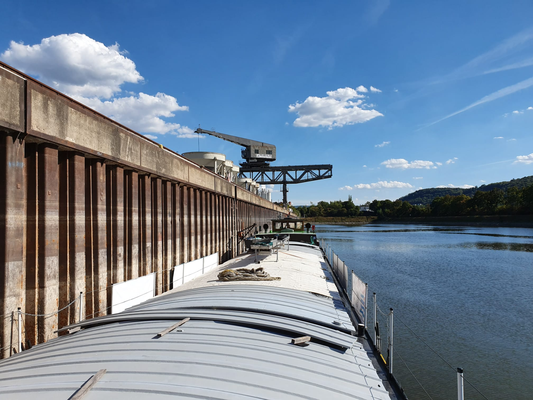 Reiseetappe Brohl-Lahnstein, Liegeplatz im Schutzhafen Lahnstein (© Andy R. 05.09.2022)