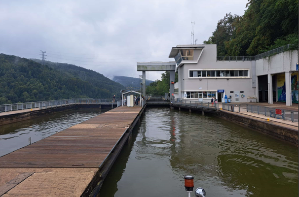 Oberwasser des Schiffshebewerks Saint-Louis/Arzviller / Plan incliné de Saint-Louis/Arzviller (© 20.08.2025 Andy R.)