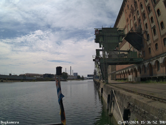 Rheinhafen Karlsruhe WILLI liegt fest