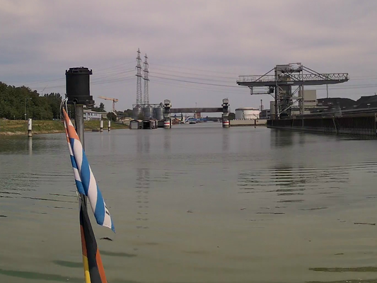 Rheinhafen Karlsruhe Hochwassersperrtor