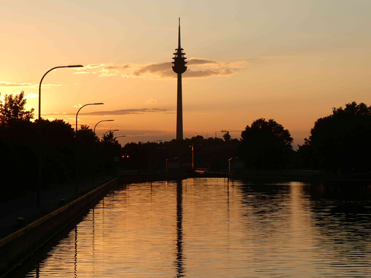 Sonnenuntergang in Nürnberg © GB 31.05.2022