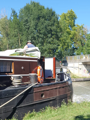 Feierabend am Liegeplatz Hochfelden (© 18.08.2025 Wolfgang K.)
