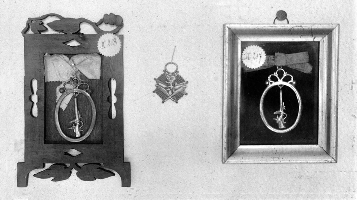 1911 - Insignes des Arquebusiers