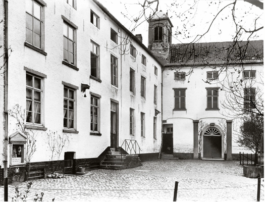1907 - Cour du Béguinage