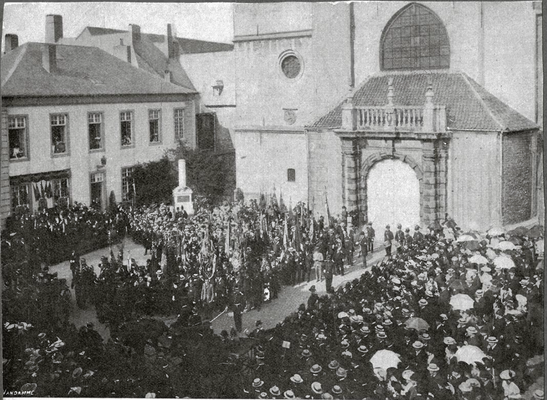1905 - Manifestation patriotique du 28 mai 1905 à l'occasion du 75e anniversaire de l'indépendance de la Belgique