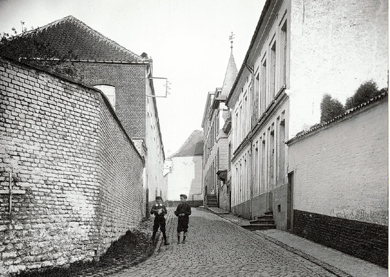 1911 - Rue de la Religion