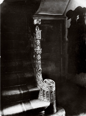 1912 - Rampe d'escalier Louis XVI dans une maison privée