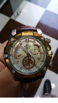 CASIO EDIFICE-BR CUIR-N°323