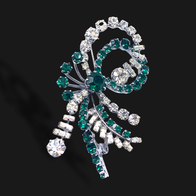 Alluring Art Deco sparkling diamante and emerald rhinestone Bow/ribbon spray Brooch - dazzling stones and exquisite design -Art.259/6