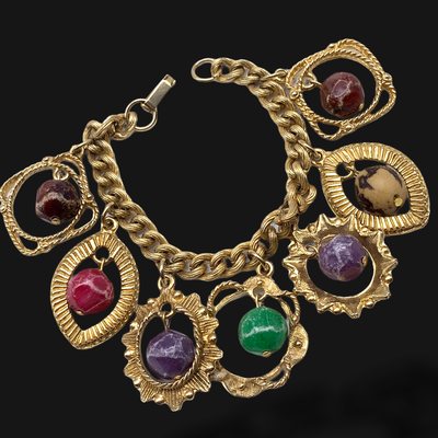 Fascinating large seven Charm whit marbled beads in so nice frame design Bracelet - 1950s porte-bonheur bracelets -Art.241/6