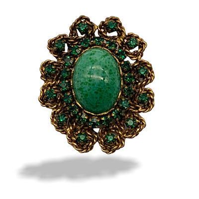 Exquisite Vintage 1940s magnificent green Peking glass oval cabochon & vibrant crystals Brooch -green jade and green light - Art.09/3 -