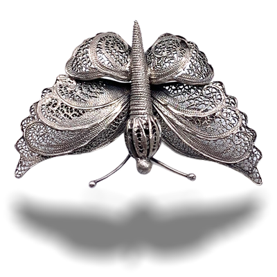 Lovely Filigree 800 Silver Butterfly Pin Vintage - nice minute details of artistic filigree - figural double winged butterfly pin - Art.57/6