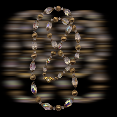 Vintage 1 Strand fresh transparency with lots of boreal sparks and rich gold - lovely heart shaped clasp - Art.93/6