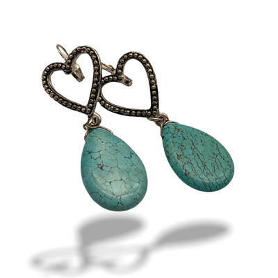 Long earrings Dyed Turquoise Howlite Heart Danglers - silver big heart and beautiful stone -1970s vintage earrings--art.366/3