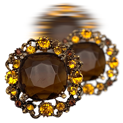 Stunning vintage domed fall colors rhinestone brooch with large faceted center stone. 1950s Unsigned - Art.66/6
