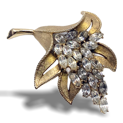 Sophisticated floral arrangement Brooch by Crown Trifari   -Art.220/4-