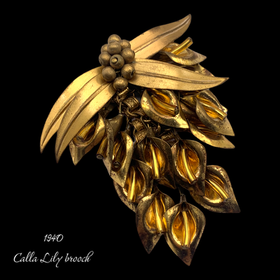 Unusual & exuberant cascaded calla lily flowers brooch - Large size and a lot of movement - Art.158/6