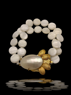 1950s Exquisite  two wires genuine mother of pearl coin bracelet-fabulous big clasp with genuine mother of pearl and  golden foliage -Art.978/3-