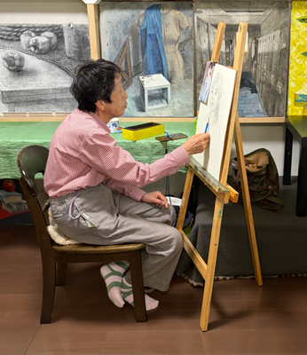 平日月１午前マンションクラス。着彩の方が多いです。