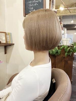 20代　主婦　カット　¥5,850