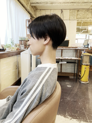 大学生　カット　¥4,950