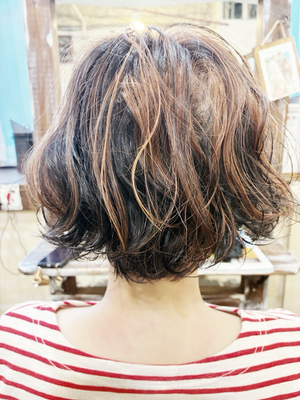 50代　主婦　くせ毛カット・ハイライト