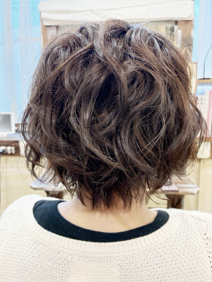50代　主婦　くせ毛カット・カラー