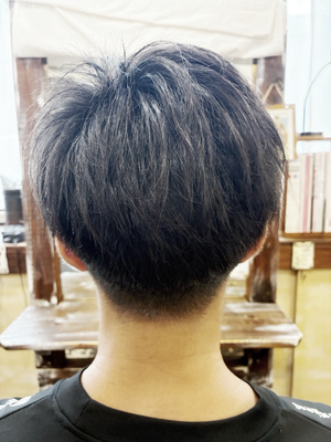 高校生　カット　¥4,100