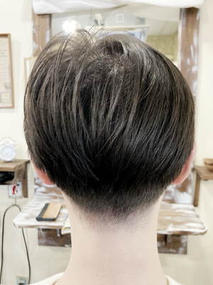 20代　学生　カット　¥4,950
