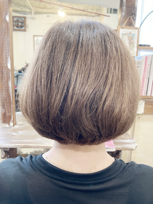 60代　主婦　カット・カラー