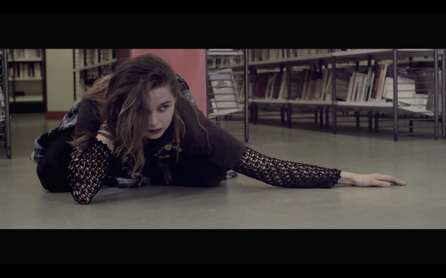 Acid Washed "Fire n' Rain" - Celine Signoret ©Recordmakers