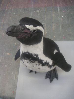 Dunhill, Pinguin-Dummy, lebensgroß