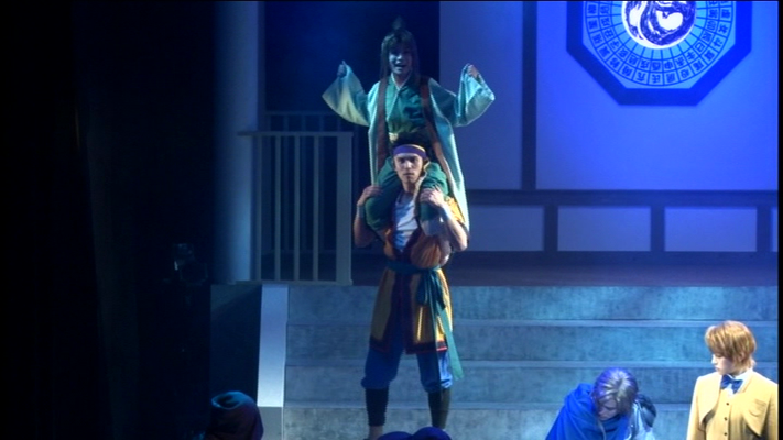 Dort sollen sie das verschollene Shinzahou der "Genbu no Miko" finden. Chiriko ist aufgeregt, denn noch nie ist er mit so einem großen Schiff gefahren