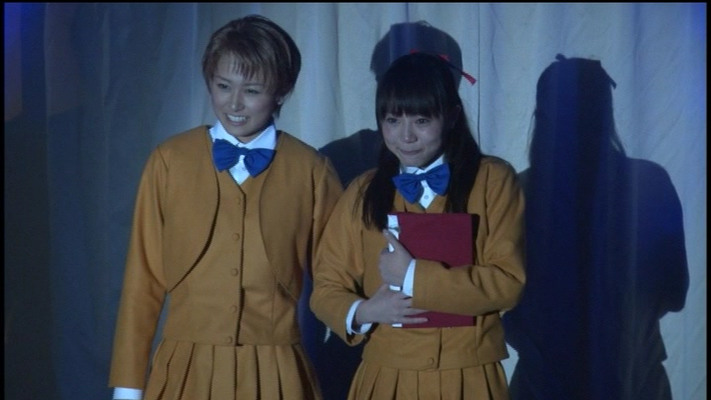 Während nun die beiden Idol's Yurika Akiyama und Aina Hashimoto als Yui Hongo und Miaka Yuuki ---