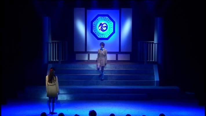 Er läßt Tasuki und Chichiri in den Kerker werfen; aber Miaka zu Yui bringen um zu sehen wie diese sich entscheiden wird