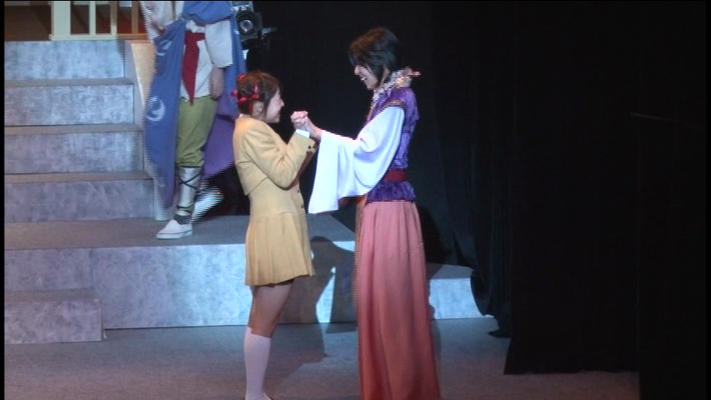 Miaka: "Nuriko Nuriko, immer noch genauso schwul wie früher!" Nuriko: "Miaka Miaka, immer noch genauso doof wie früher!" - was hab ich mich halb bepisst vor Lachen