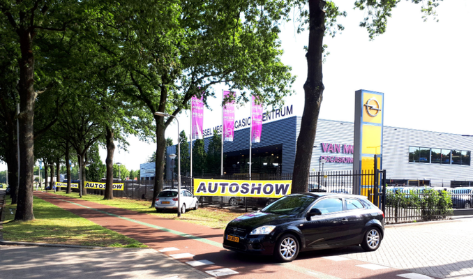 Automotive Sales Event bij Van Mossel Mega Occasion Centrum Tilburg - 90 verkochte auto's in 1 weekend