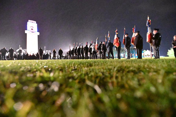 (DR) l'Australie en France-AnzacDay2019-WW1-Lestweforget-Villers Bretonneux-Bataille de la Somme-Val de Somme-Corbie-CASA Chambres d'hôtes-B&B-Guesthouse