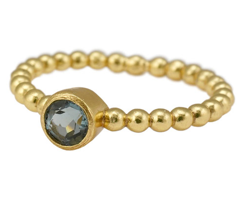 Gold-Ringe mit Twist
