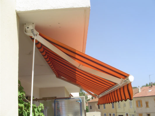 Stores Bannes & Loggia de chez Altiva Pro Menuisier 2022en rénovation à La Seyne Sur Mer 83500