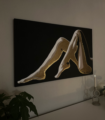 Legs golden black schilderij 117 x 73 cm woman 