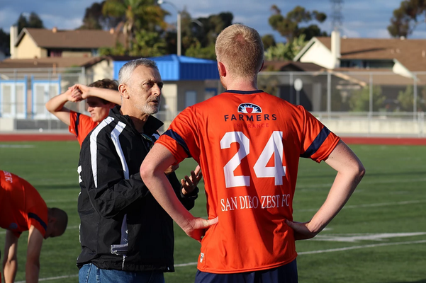 サッカー留学生インタビュー サウスウェスタン大学男子サッカー部 富永杜音 アメリカでスポーツ留学にチャレンジする学生選手を応援します 留学プランニング トライアウト開催 国際交流イベント運営 野球留学 サッカー留学 アスレチックトレーナー留学