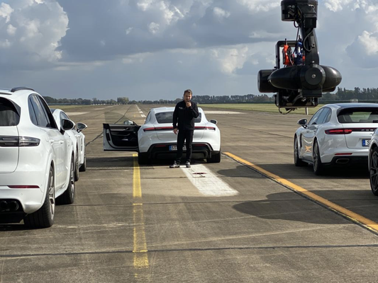 Porsche Pack Shot / Uwe Mansshardt