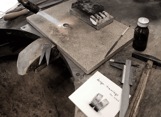 Goldschmiede, Löten, Handarbeit