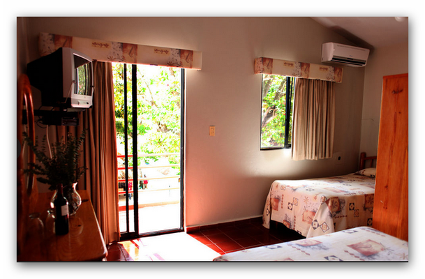 HOTEL FOR SEX IN VACATION ; INTIMATE ADVENTURES IN HOLIDAYS
