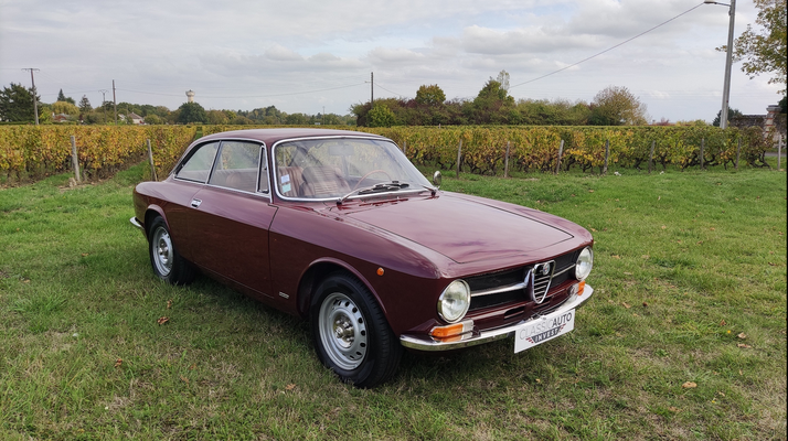 Alfa Romeo GT1300 Junior